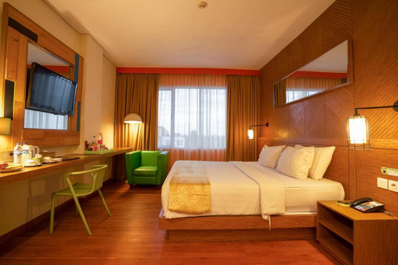 Maxonehotels.Com At Vivo Palembang Buitenkant foto